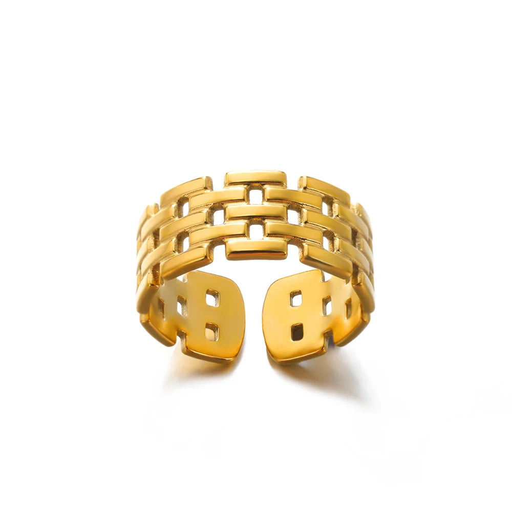 Classic rings wedding