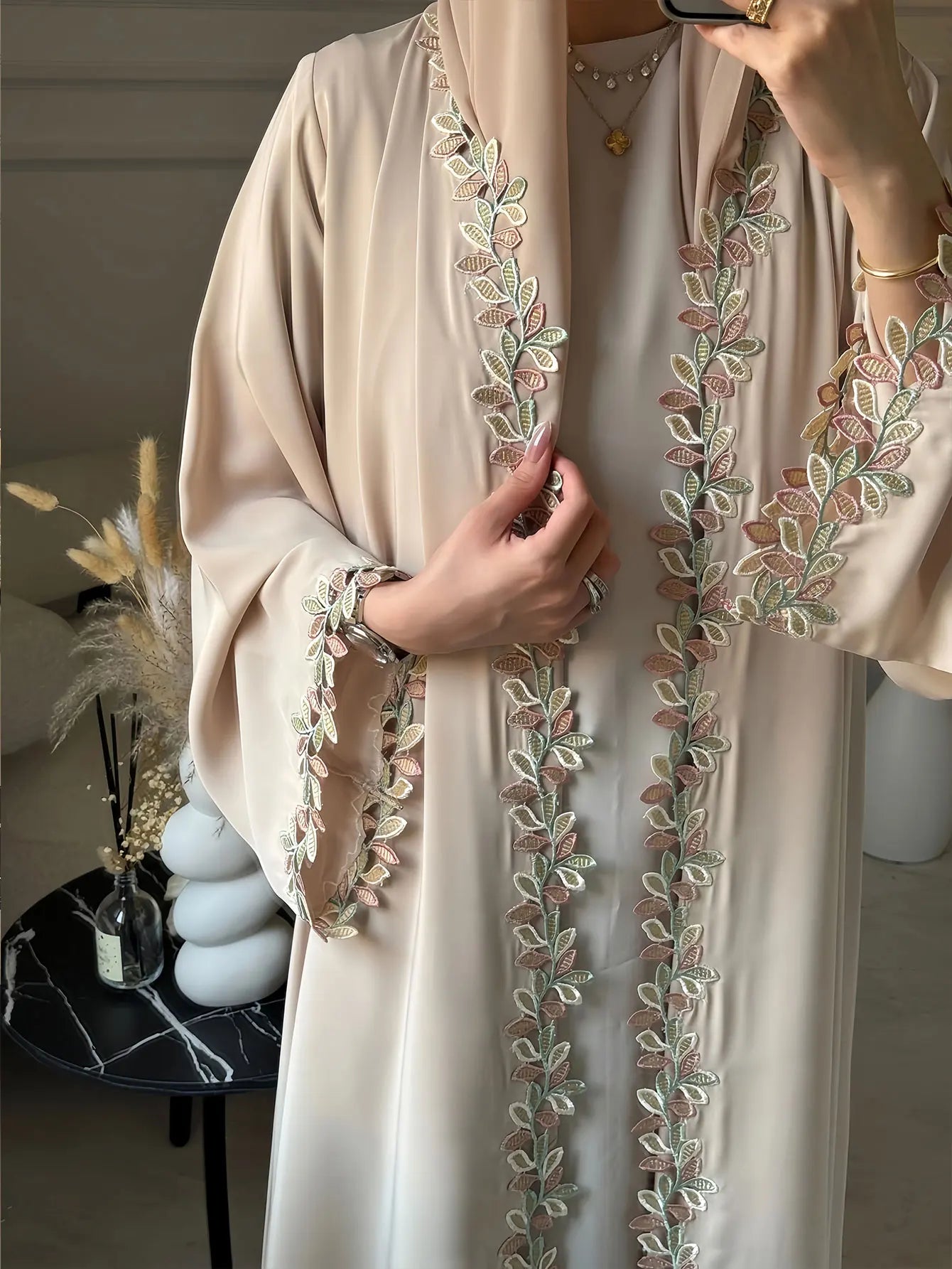 Dubai Elegant Beige Abaya